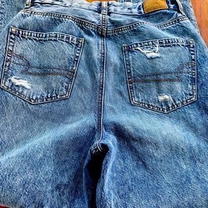 American Eagle size 2x30 relax first mom jeans